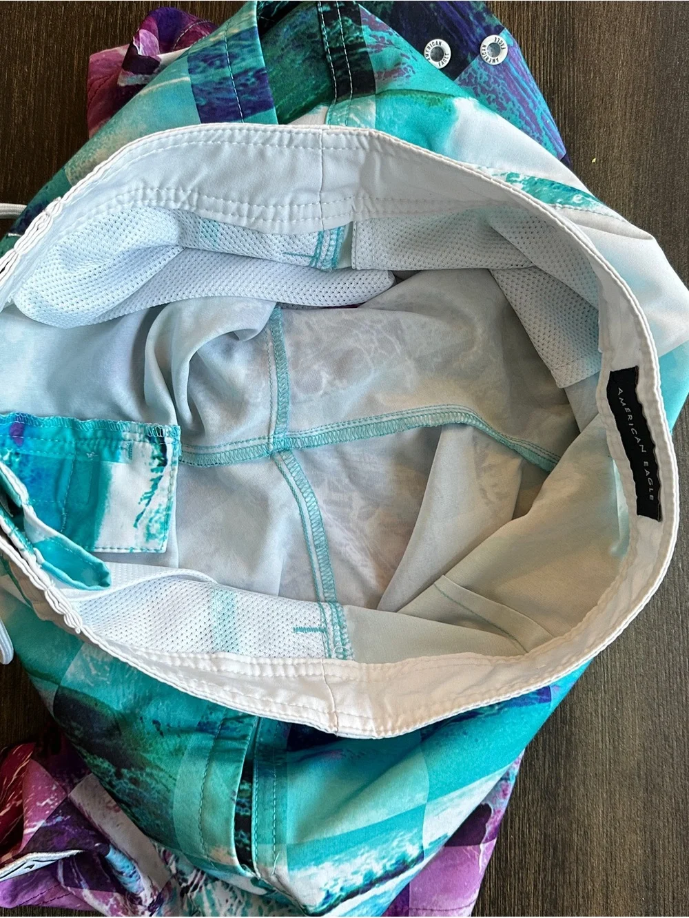 American Eagle XS Men's Gradient Aqua & Purple Check Swim Trunks